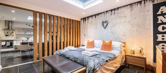 a charming hideaway in Blakeney village