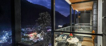 Vinsober Kainchi Dham Nainital