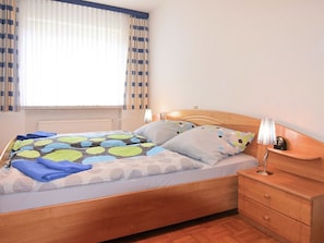 House | 4 bedrooms, individually furnished