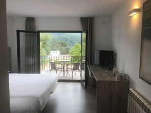 Panoramic Double or Twin Room, Balcony, Mountain View