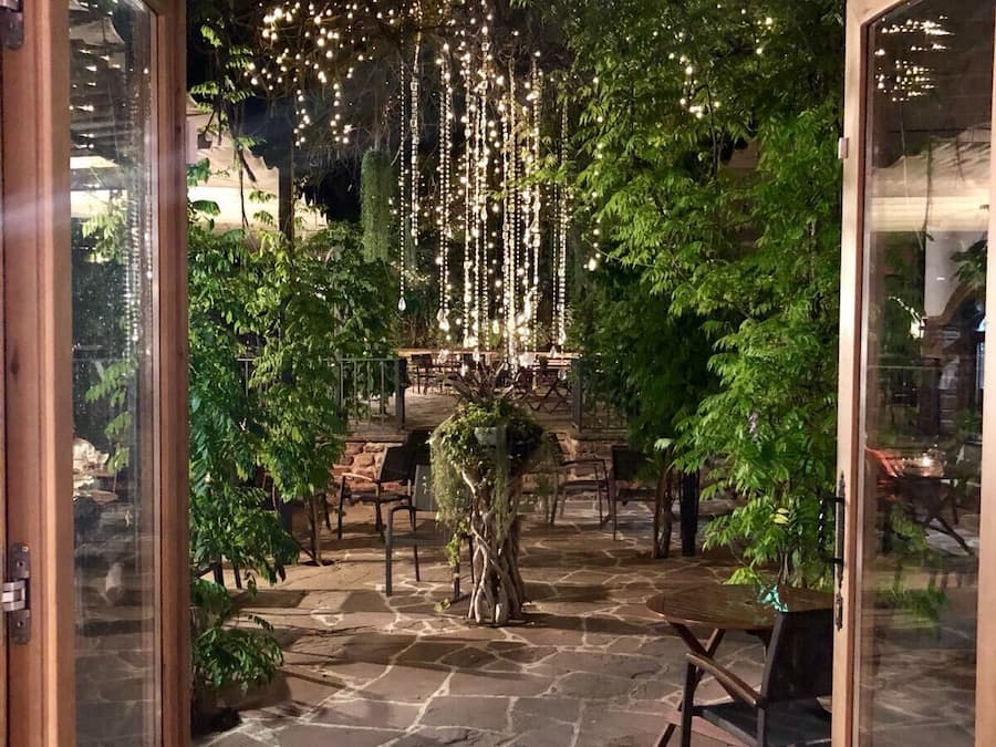 المنشأة من الخارج