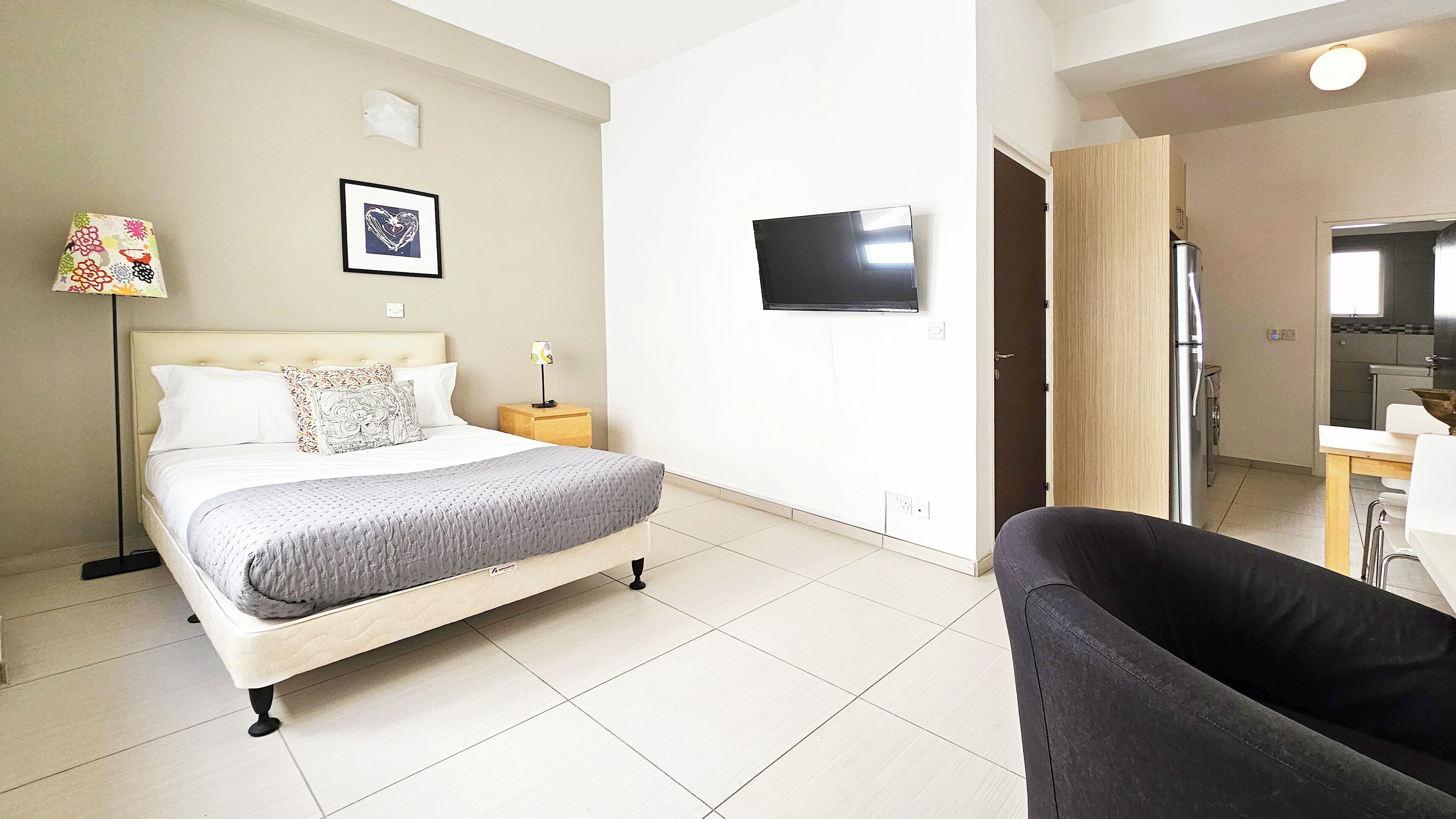 Luxury Studio, City View | Blackout curtains, iron/ironing board, free WiFi