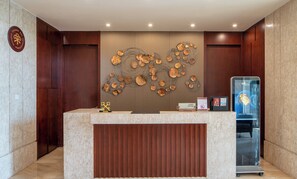 Concierge desk - Chengdu Joyhub Air Hotel (Chengdu)