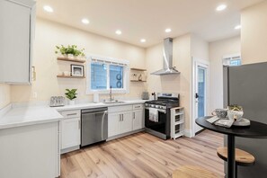 Imagen sin descripción, 4 de 39, botón