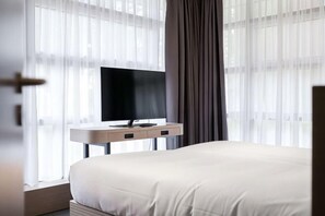 Cots/infant beds
