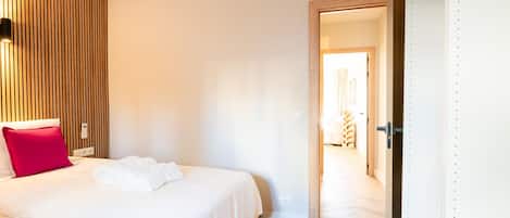 2 quartos, Wi-Fi de cortesia, roupa de cama