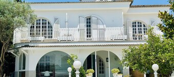 CASA MONTCLAR. Encantadora casa en Mas Matas, Roses – Espacio, confort y estilo mediterráneo