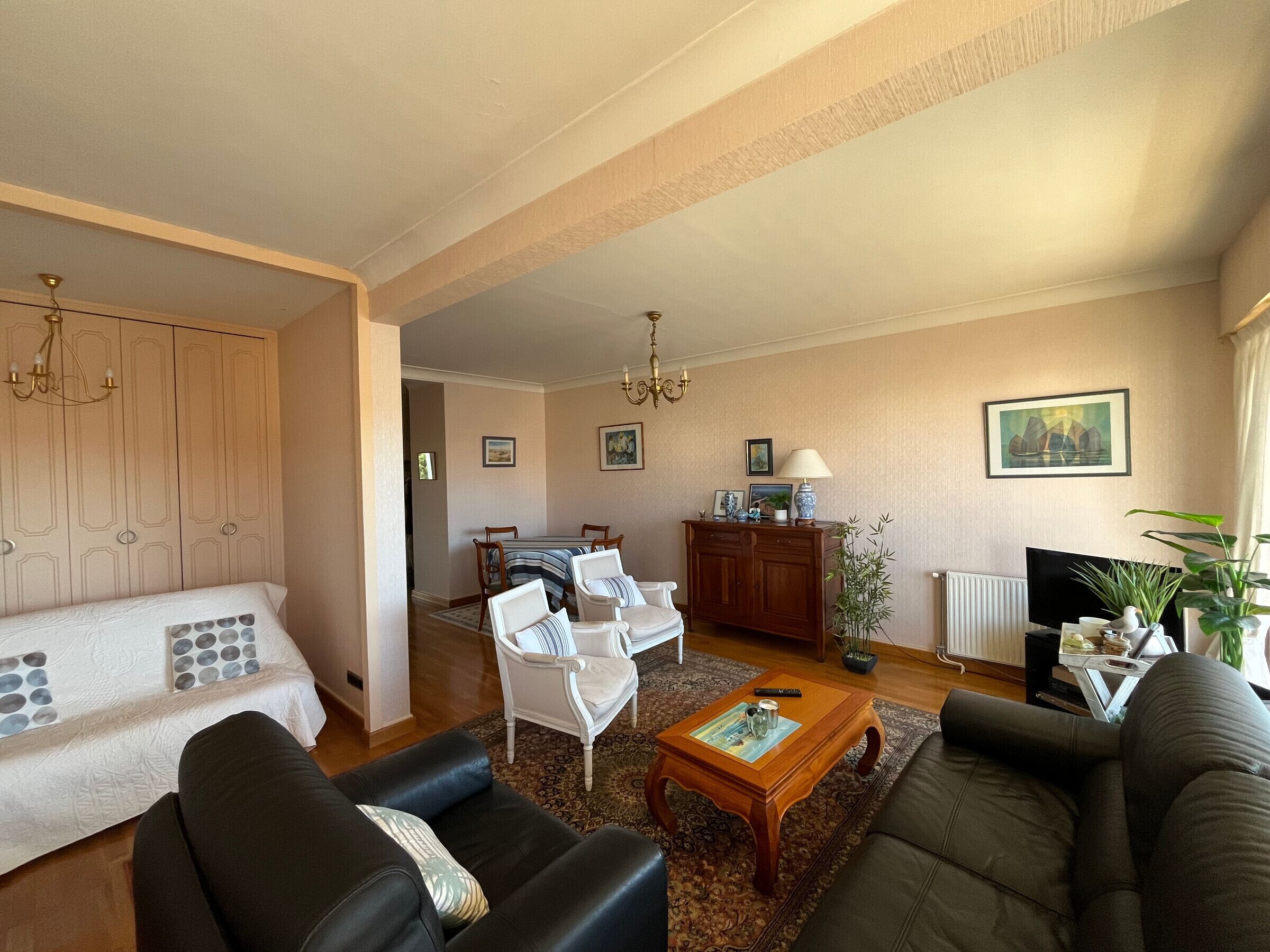 Arcachon: Appartement T2 Bis Proche Centre Et Plage Avec Parking - Arcachon