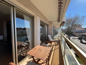Outdoor dining - Arcachon: T2 bis apt near beach and center with parking (Arcachon)