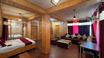 Luxury Penthouse, Valley View | Living area | 44-inch LCD TV with digital channels, streaming services