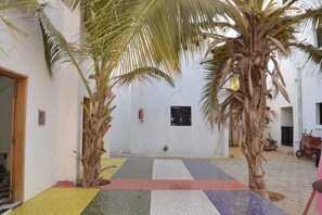 Property grounds - Vrbo Property (Saint-Louis)