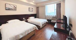 Business Double or Twin Room | Blackout drapes, iron/ironing board, free WiFi - Chengdu Joyhub Cheer Hotel (Chengdu)