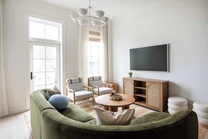 TV, offices