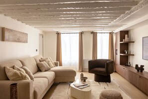 Apartment | Living area