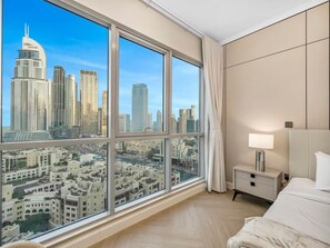 4 bedrooms, desk, iron/ironing board, free WiFi