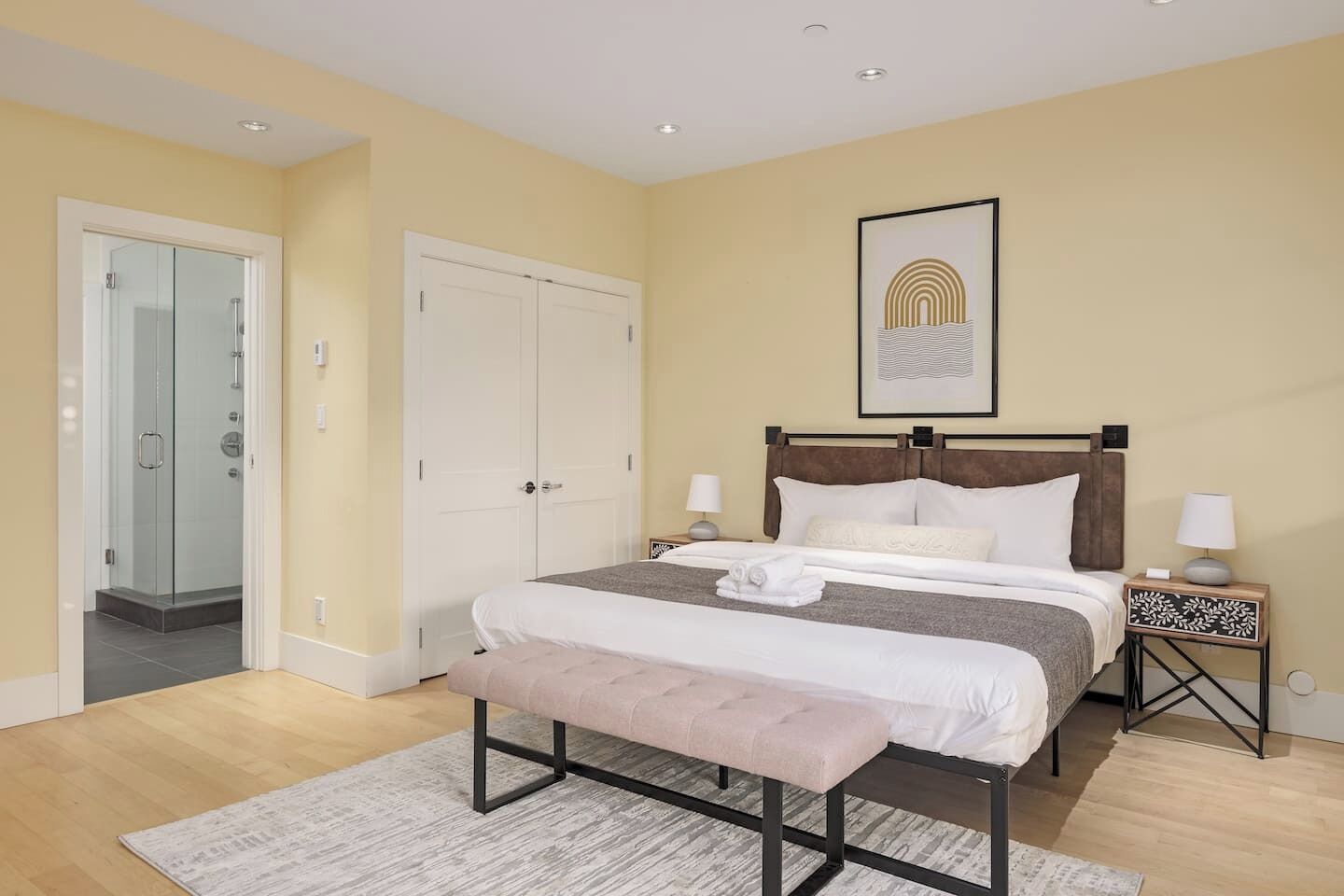 3 habitaciones, wifi gratis y ropa de cama 