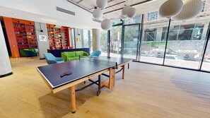 Games room - Student Only iQ Brighton (Brighton)