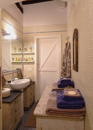 Vila, 1 quarto | Banheiro