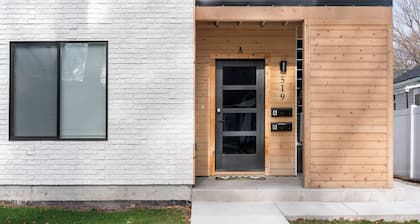 Paintbrush Bliss | Downtown Kalispell Retreat | Hot Tub | Walk to Breweries & Shops