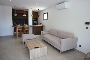 スマートテレビ、書庫