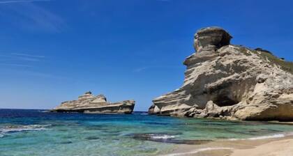 Maison 70m2 et grande terrasse
dans résidence sécurisée avec piscine.