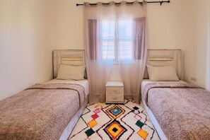 3 soverom, strykejern/-brett, wi-fi og sengetøy