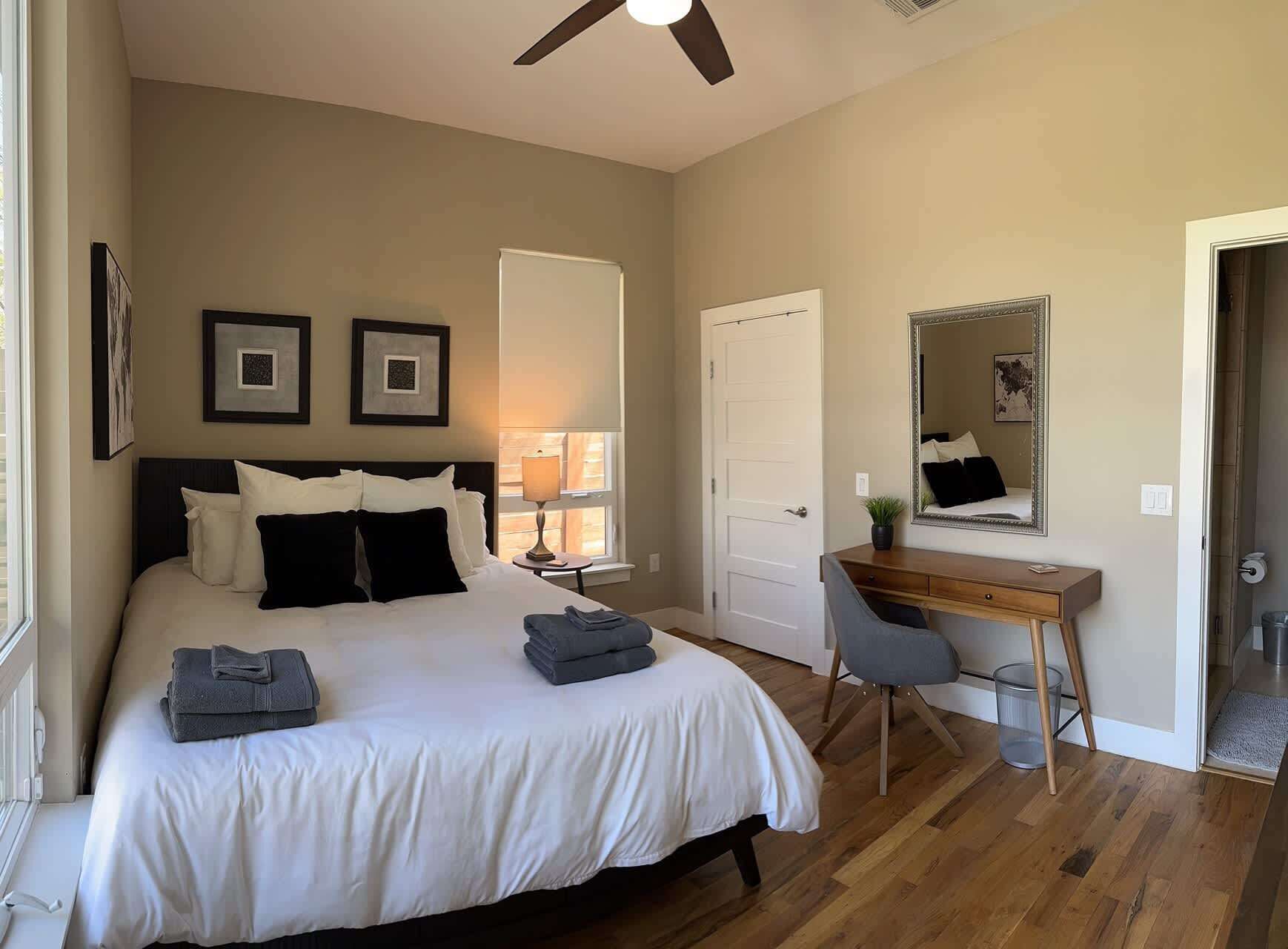 4 bedrooms, iron/ironing board, WiFi