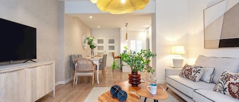 Appartement (3 Bedrooms) | Coin séjour