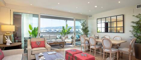 Appartement (4 Bedrooms) | Woonruimte