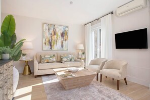 Apartment (2 Bedrooms) | Living area | TV