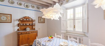 Traditional House With Private Terrace. Campamento