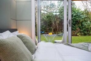 1 chambre, fer et planche à repasser, Wi-Fi gratuit, draps fournis