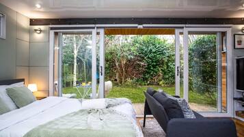 1 dormitorio, tabla de planchar con plancha, wifi gratis y ropa de cama