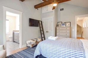 3 habitaciones, escritorio, tabla de planchar con plancha y wifi 