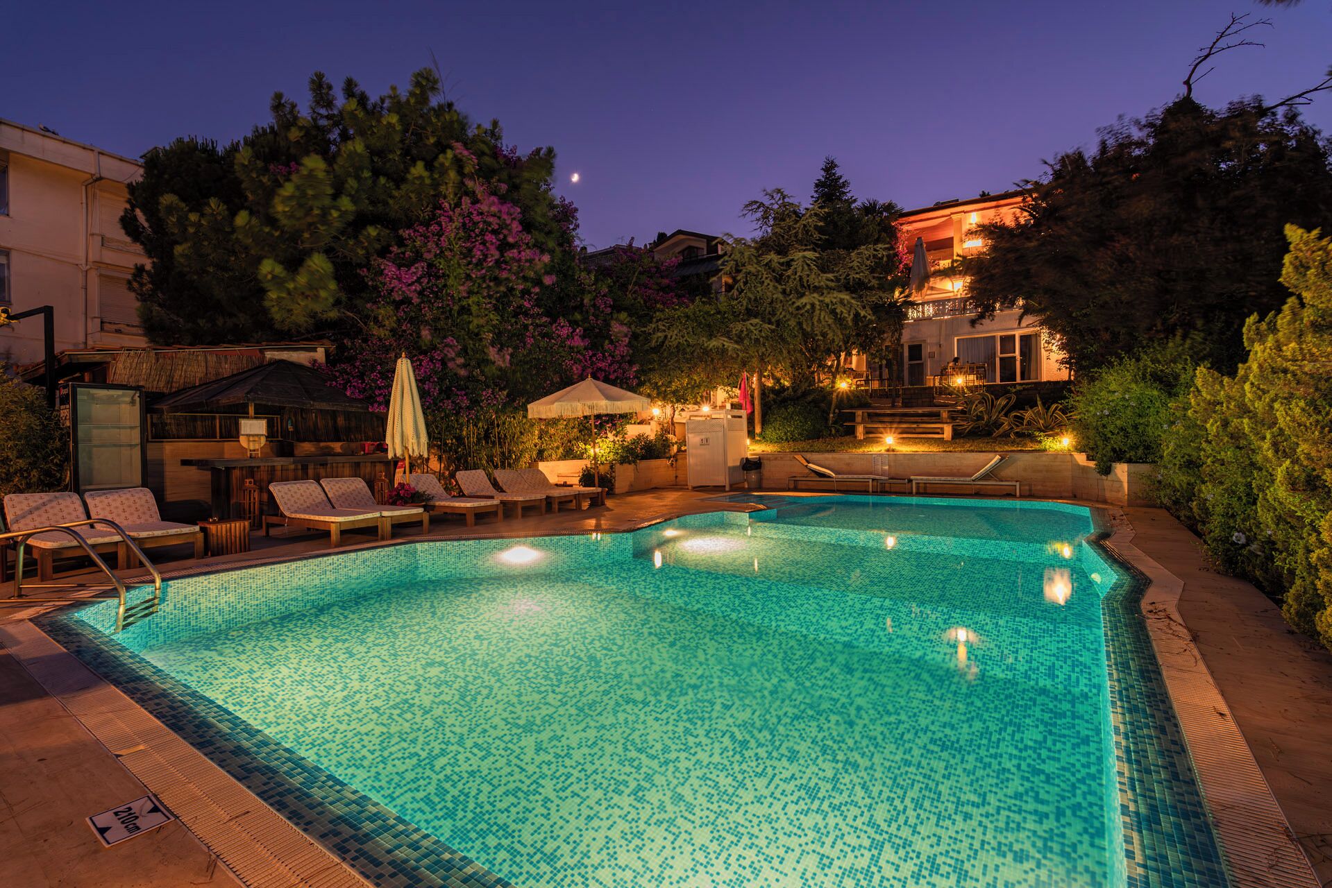 Piscina externa sazonal