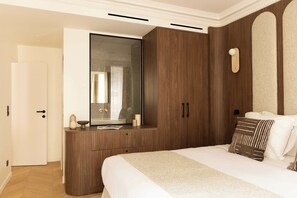 Apartment | 2 bedrooms, laptop workspace, iron/ironing board, bed sheets