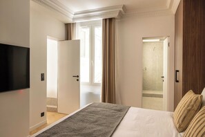Apartment | 2 bedrooms, laptop workspace, iron/ironing board, bed sheets