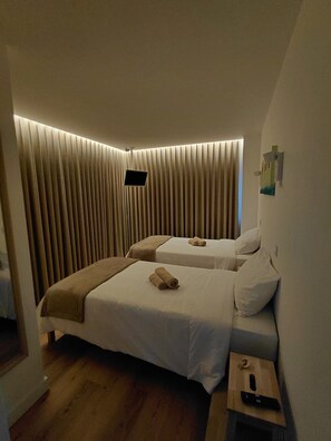 Wifi gratis y ropa de cama 