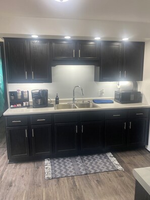 Mikrobølgeovn, ovn og kokeplater