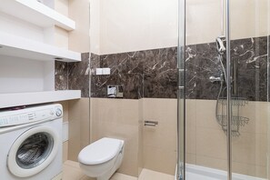 Studio Suite | Bathroom - RentPlanet - Apartament Chmielna (Warsaw)