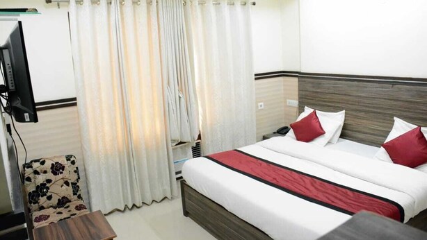 Deluxe Double Bed Room AC | Truy cập Internet không dây miễn phí 