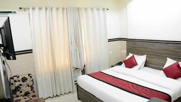 Deluxe Double Bed Room AC | Free WiFi