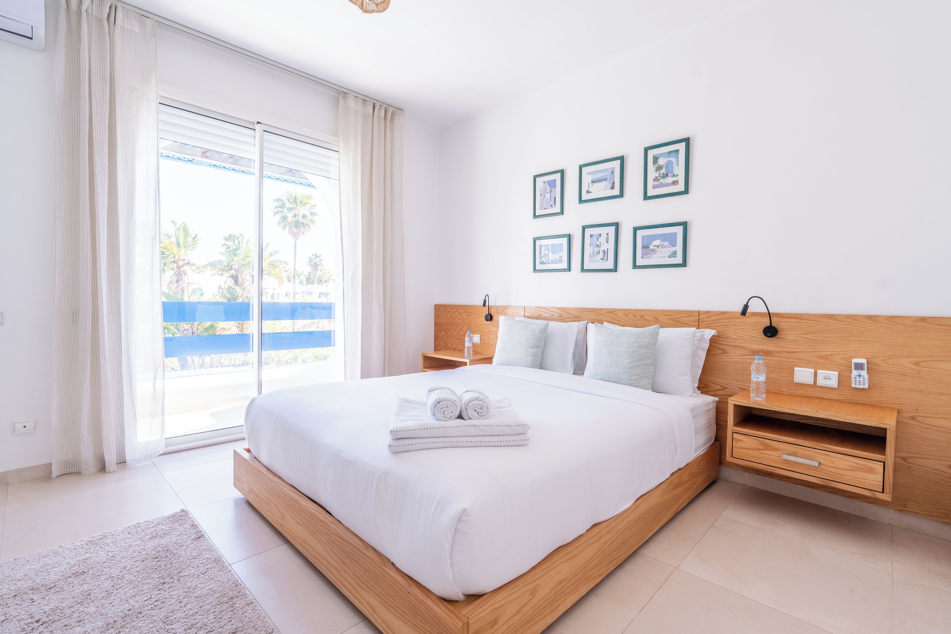 4 bedrooms, iron/ironing board, free WiFi, bed sheets