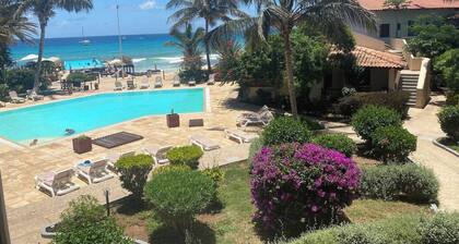 Porto Antigo 2 Garden View - Studio, pool & wifi