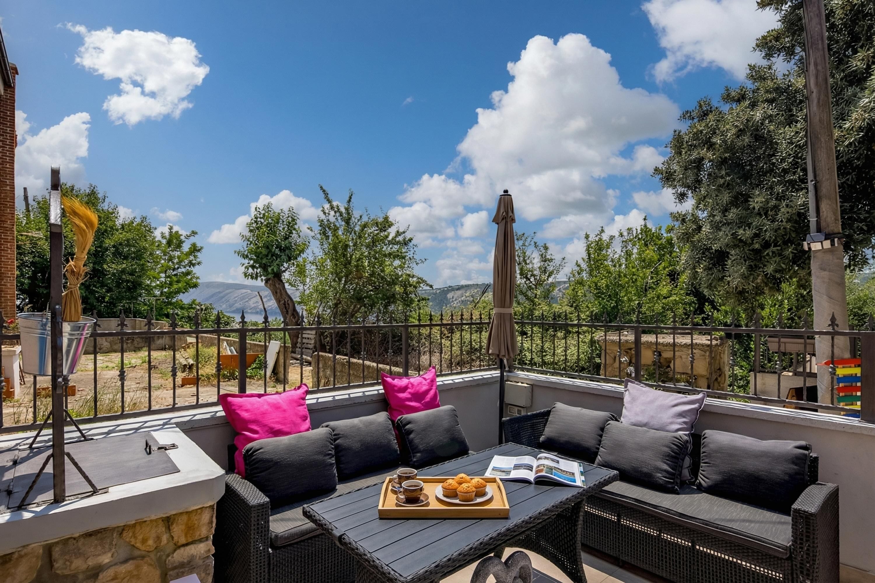 Family House, 3 Bedrooms, Balcony (Harmony House Vito) | Outdoor dining