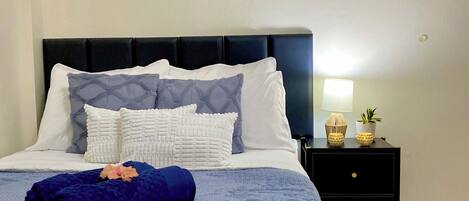 1 chambre, fer et planche à repasser, Wi-Fi gratuit, draps fournis