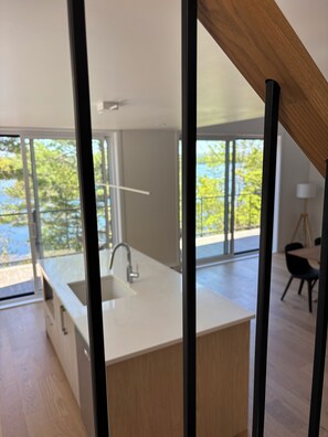 Interior - Cozy Chalet retreat - Panoramic lake view (Lac-des-Îles)