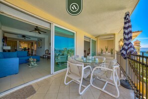 2 bedrooms, Internet - Bay View Grand F 301 (Puerto Vallarta)