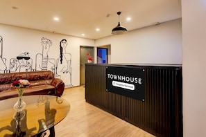 House | Lobby