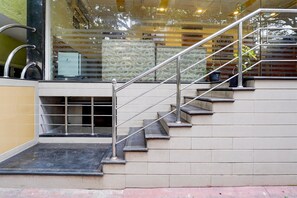 House | Reception